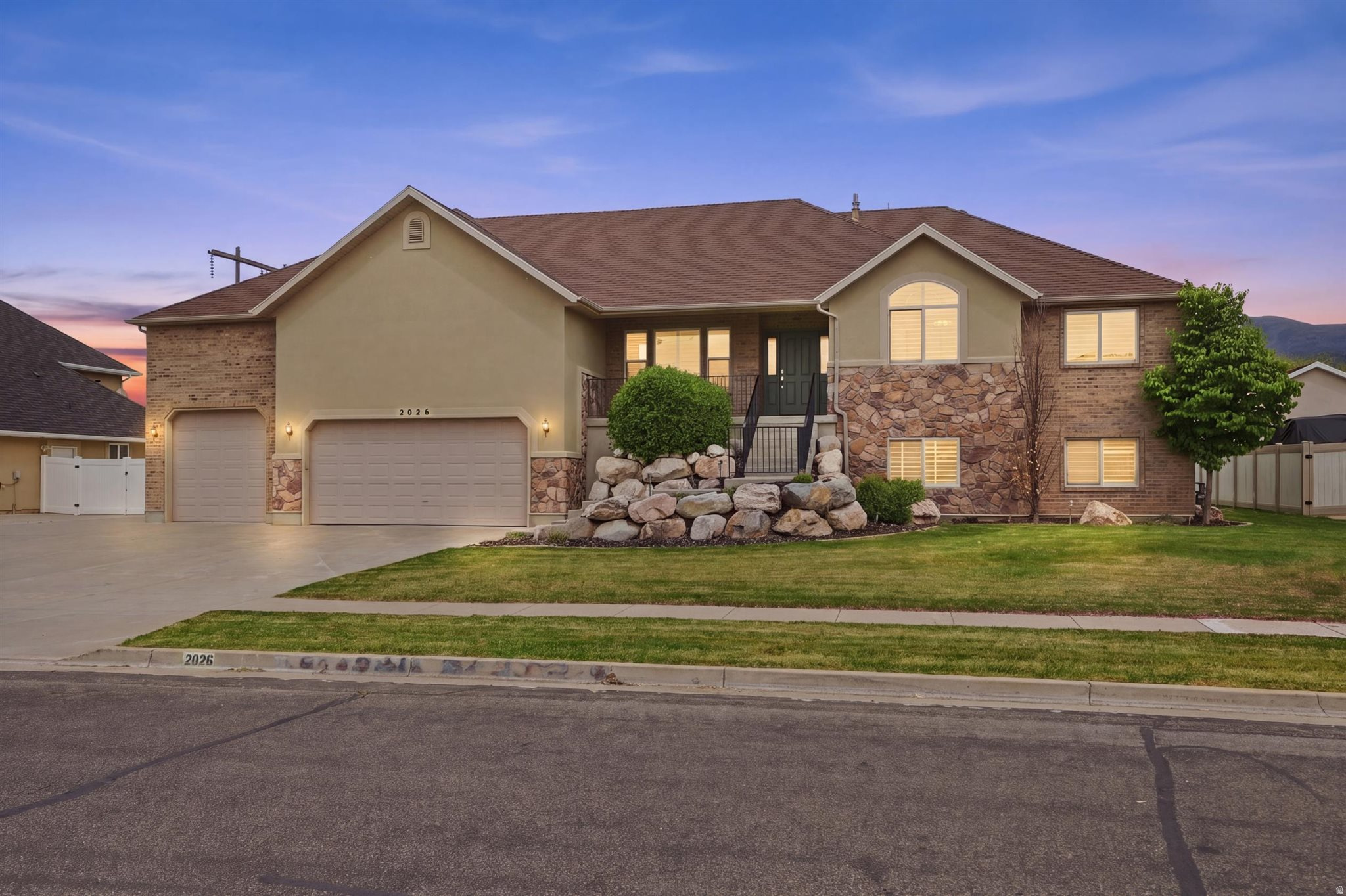2026 W RANCH RD