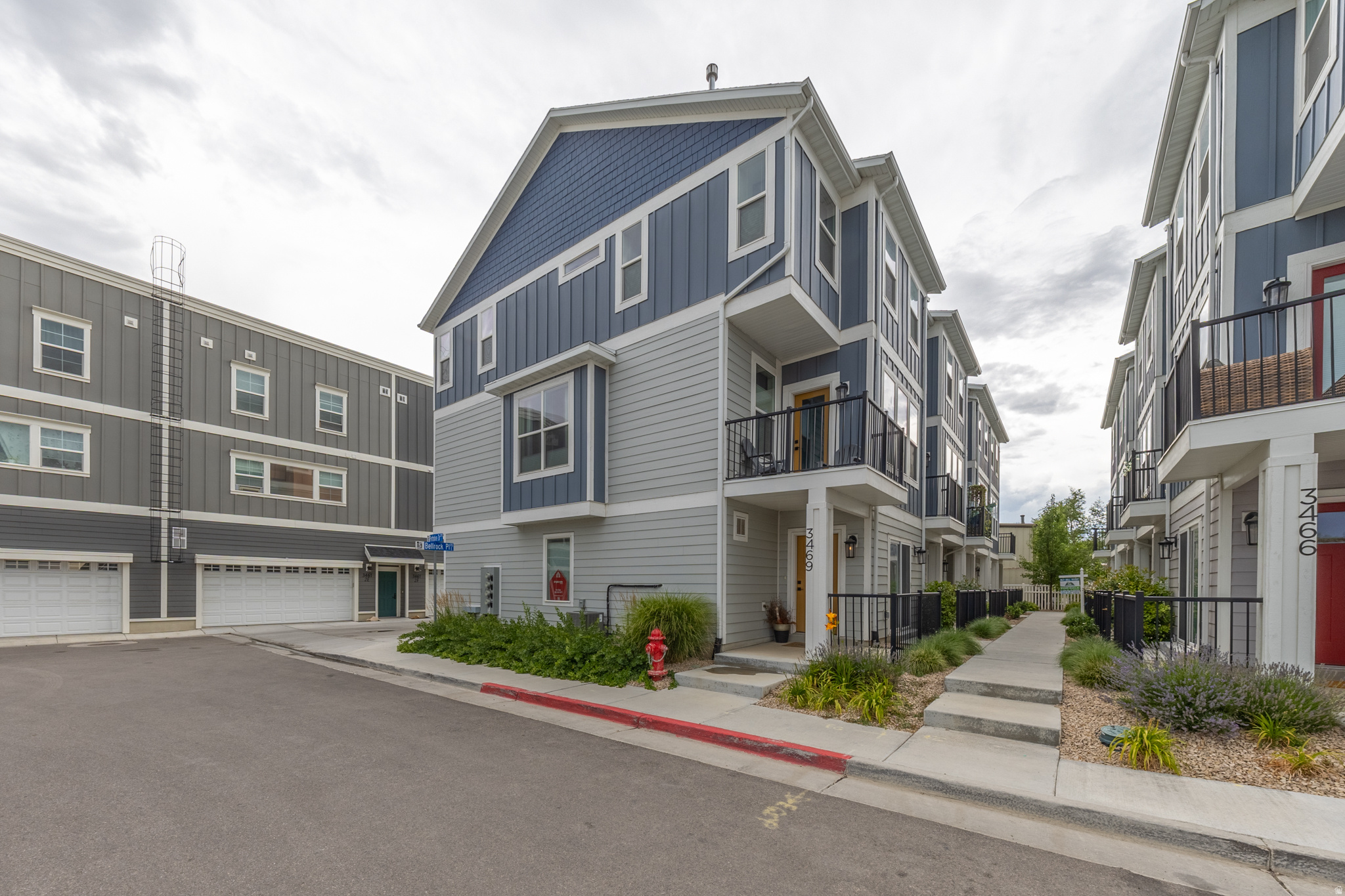 3469 S BELLROCK PL