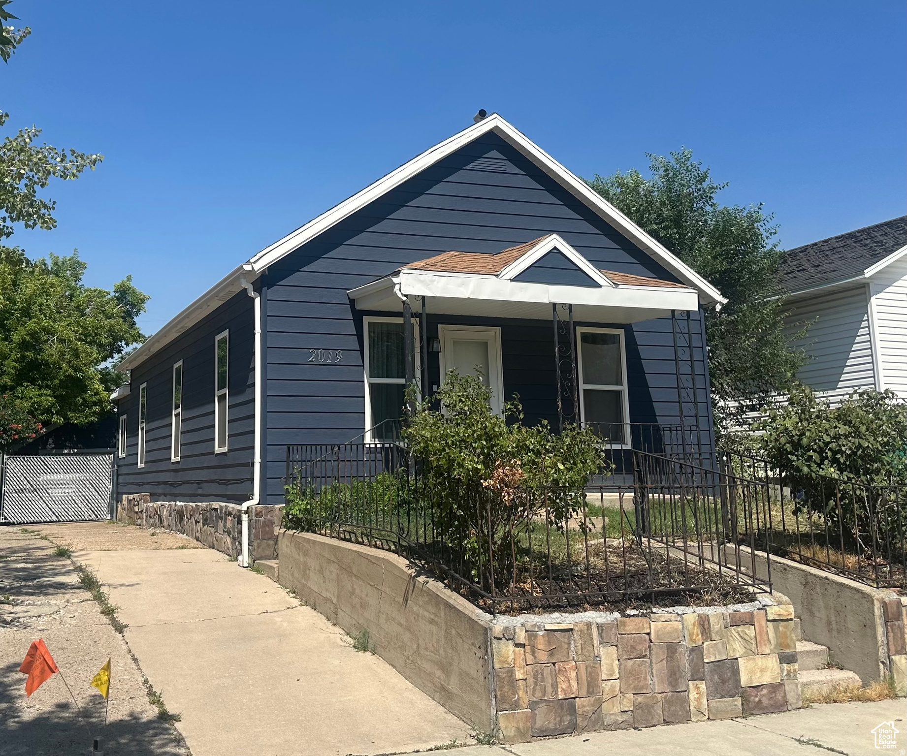 2019  ADAMS AVE
