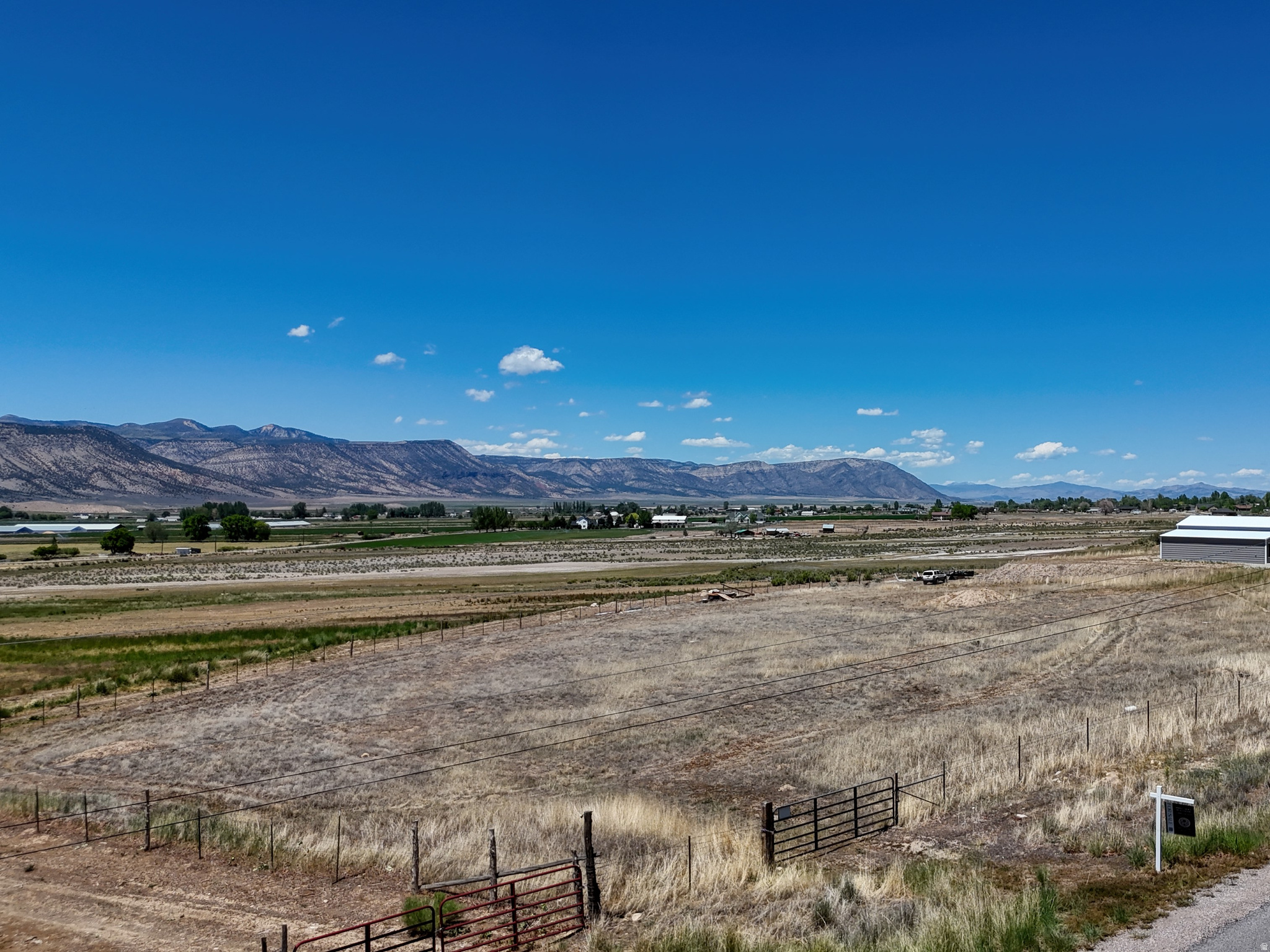 1601 S OLD LOWRY ROAD HWY