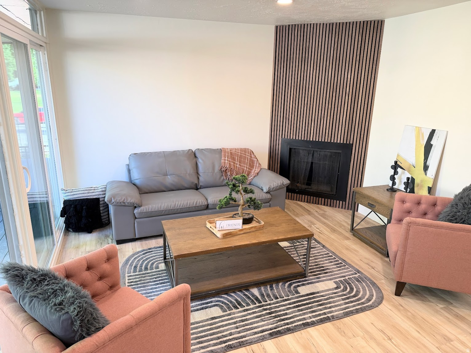 Photo 5