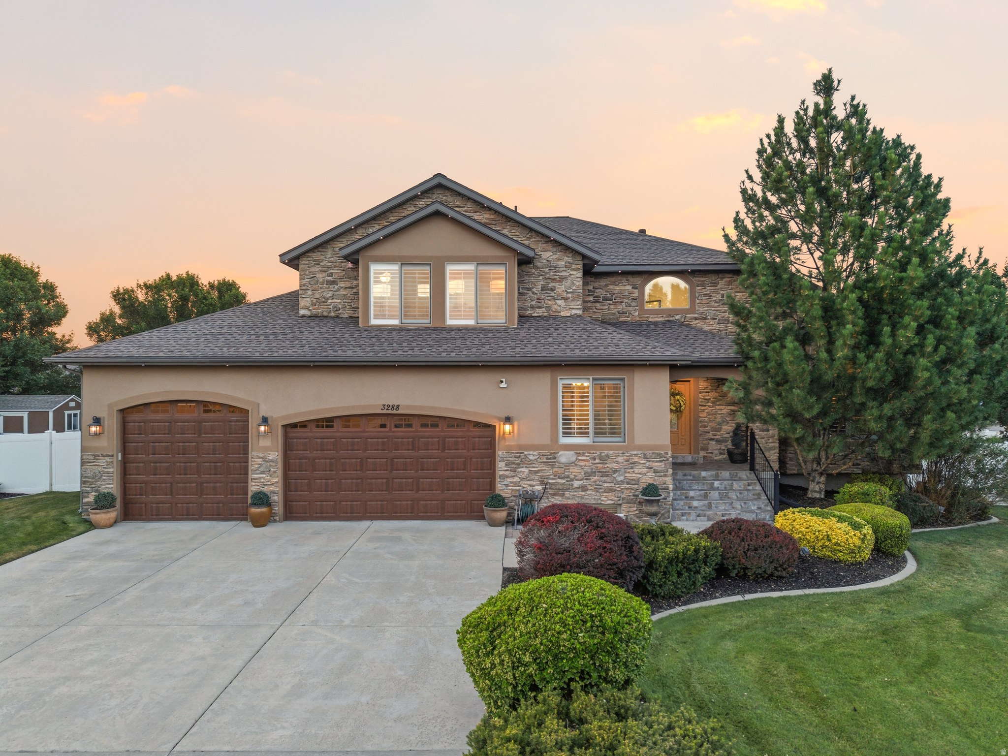 3288 W EPHRAIM CIR