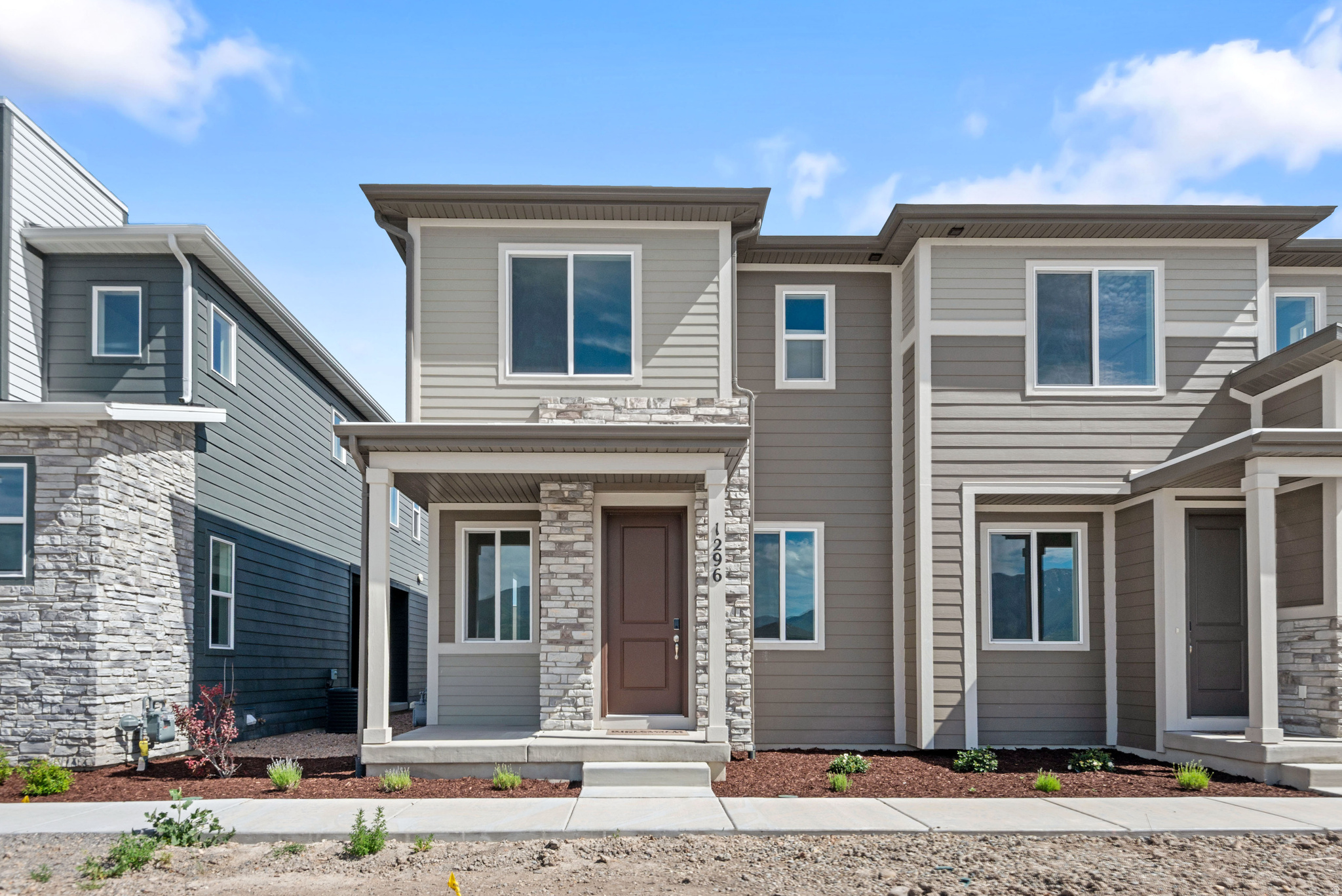 1296 E 1670 N #910