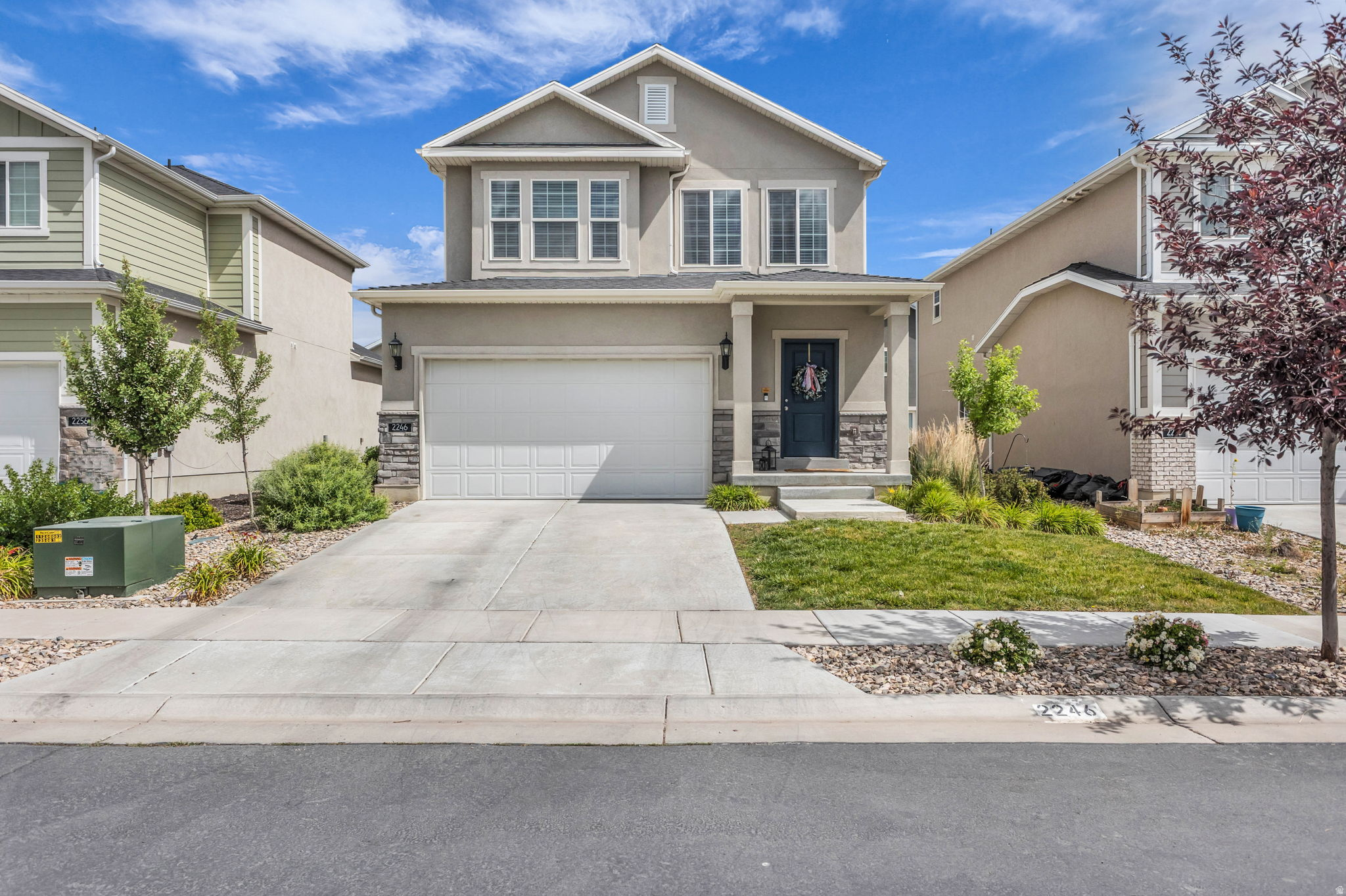 2246 W BLUEBIRD DR