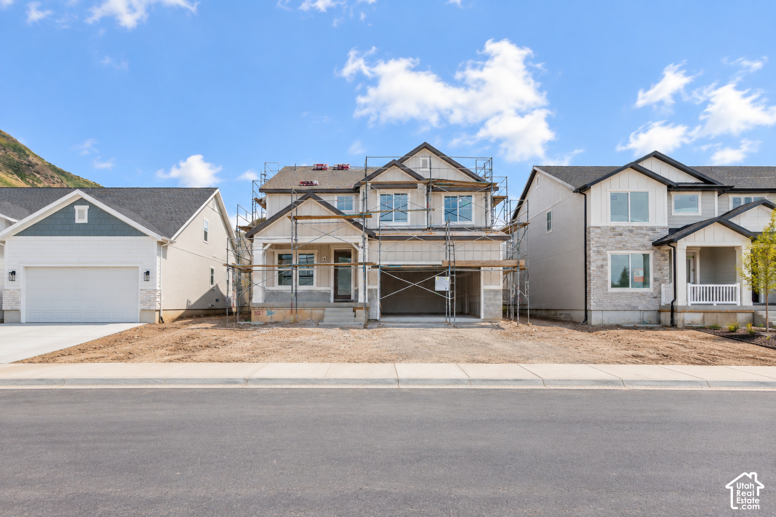 31 W LINDEN LN #1027
