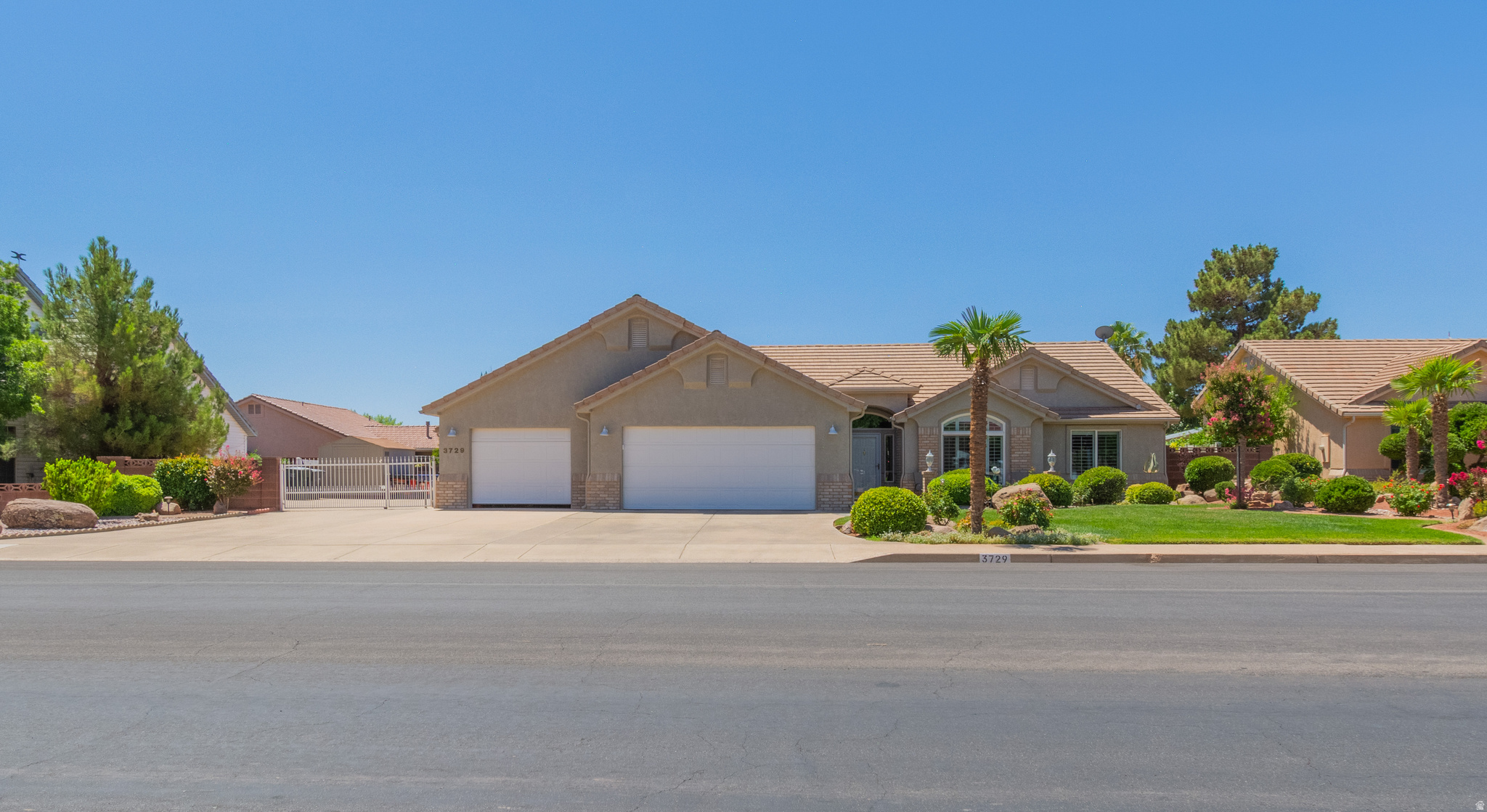 3729  RACHEL DR