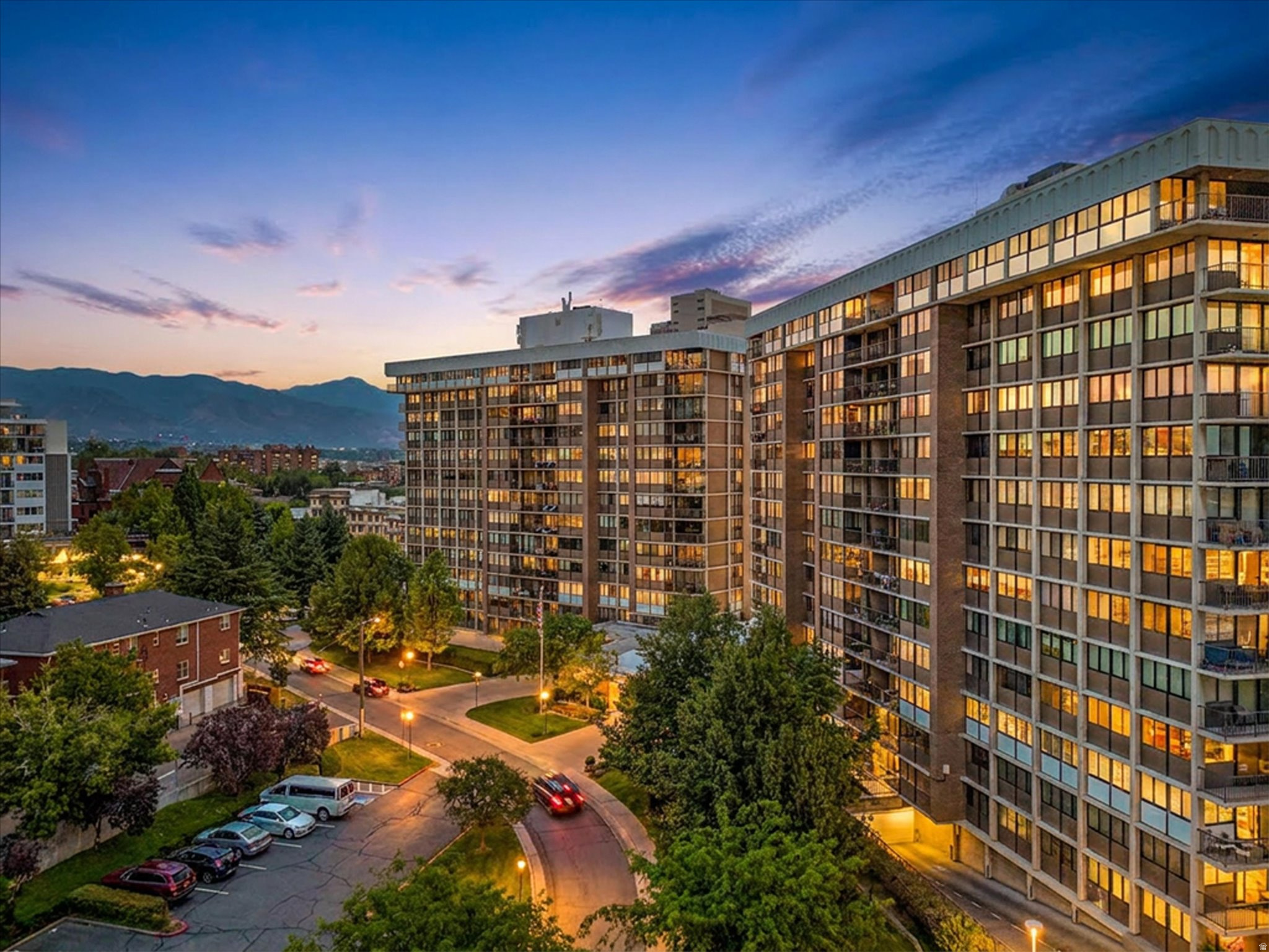 241 N VINE ST #206E