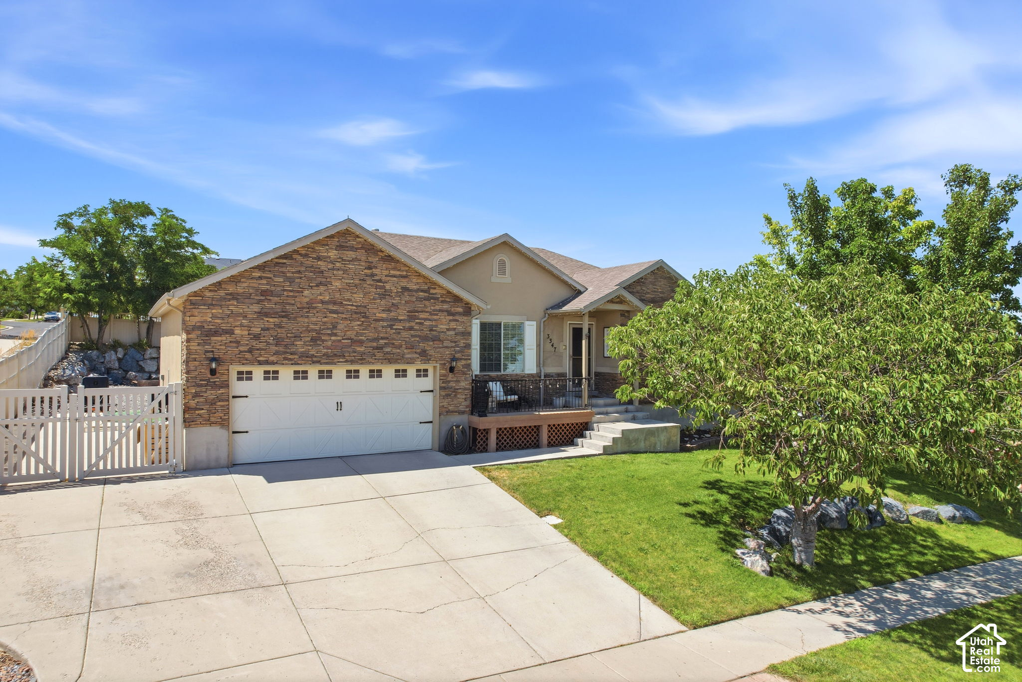 3347 S RED TAILED CRESCENT DR