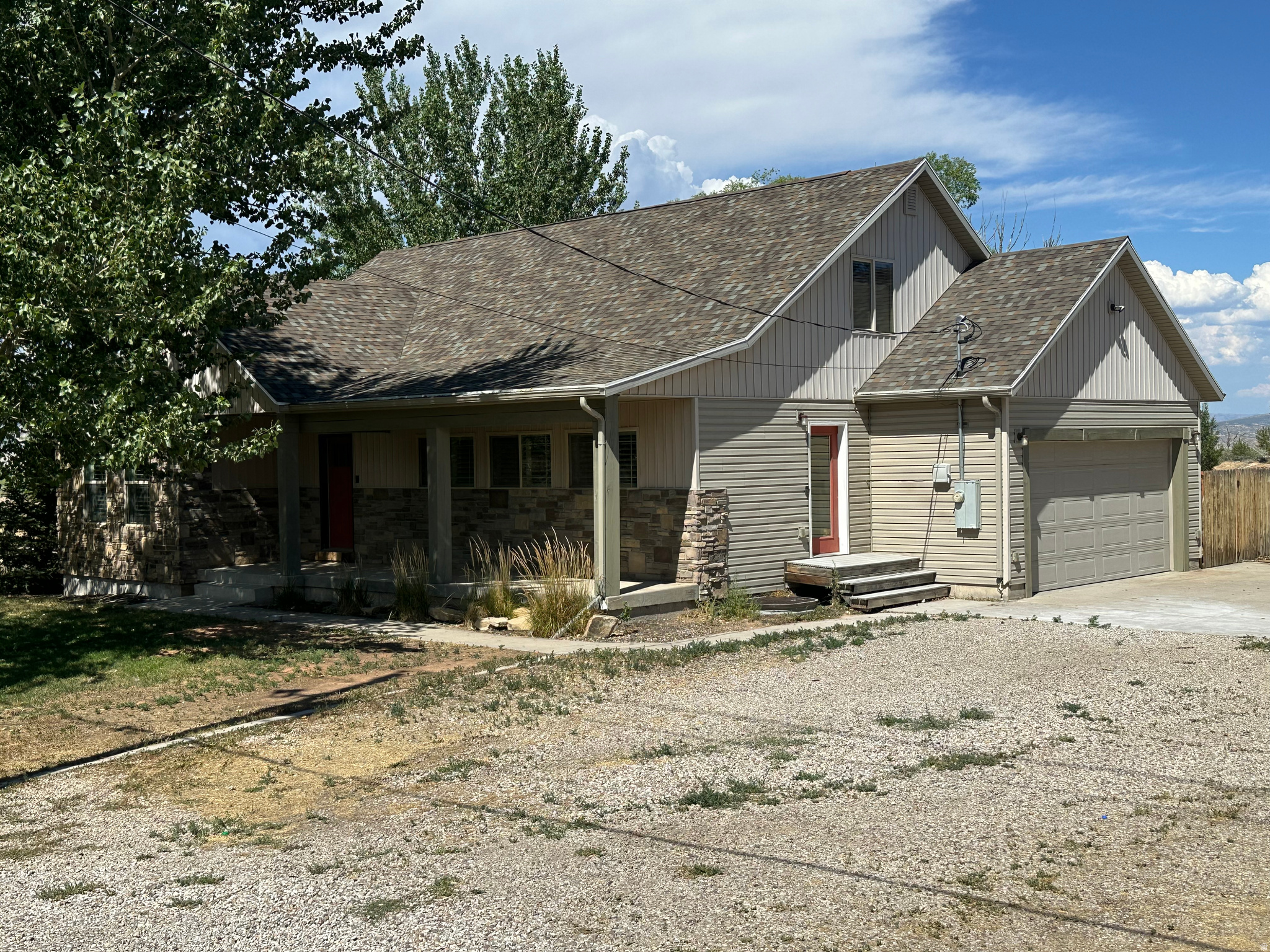 3147 S VERNAL AVE AVE