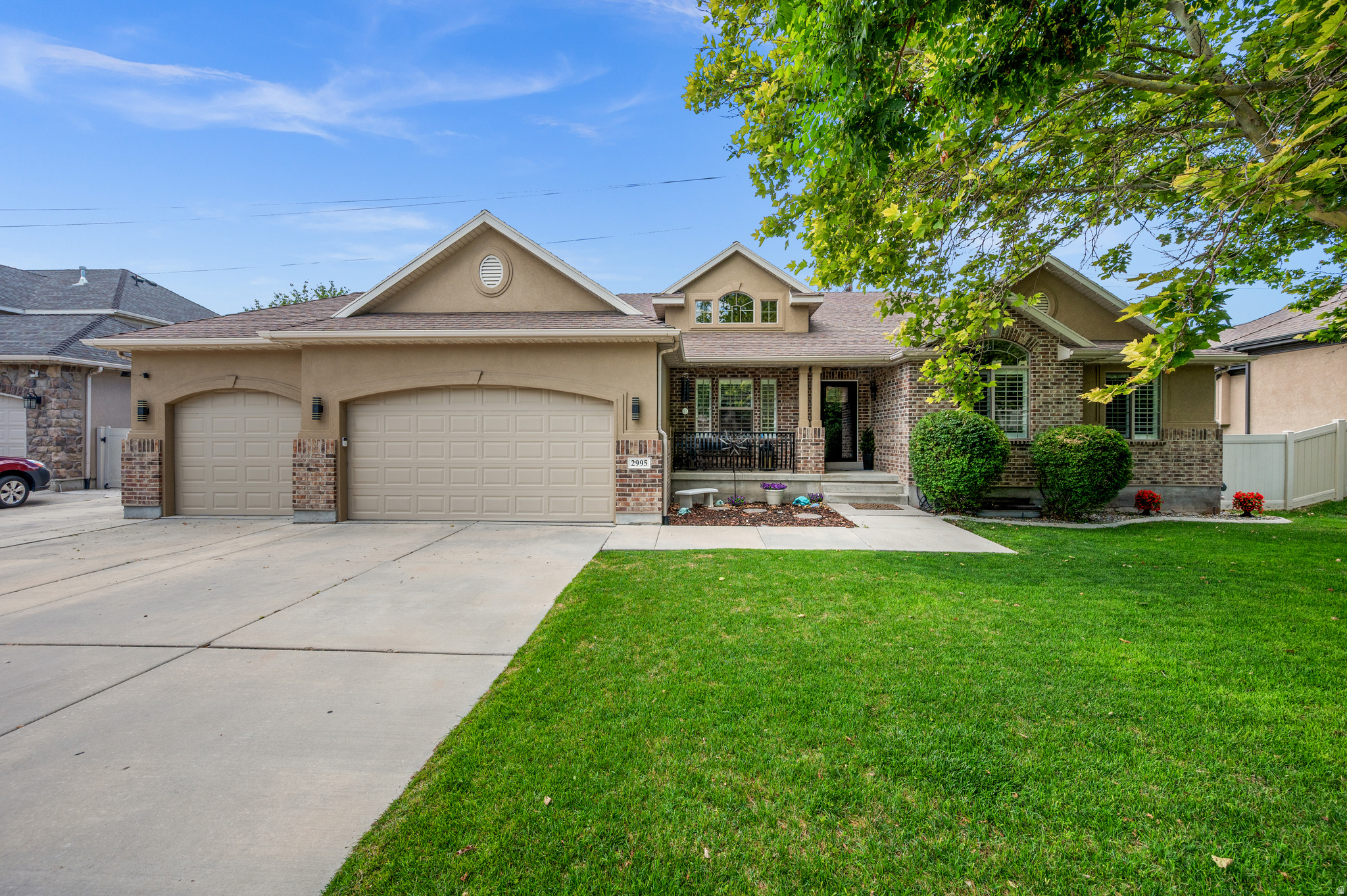 2995 W SPRINGER LN
