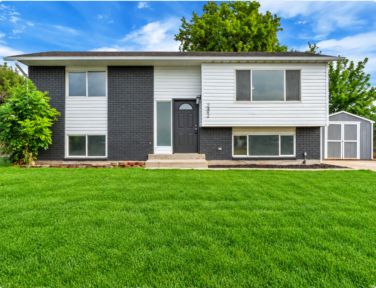 2492 W STARLING CIR
