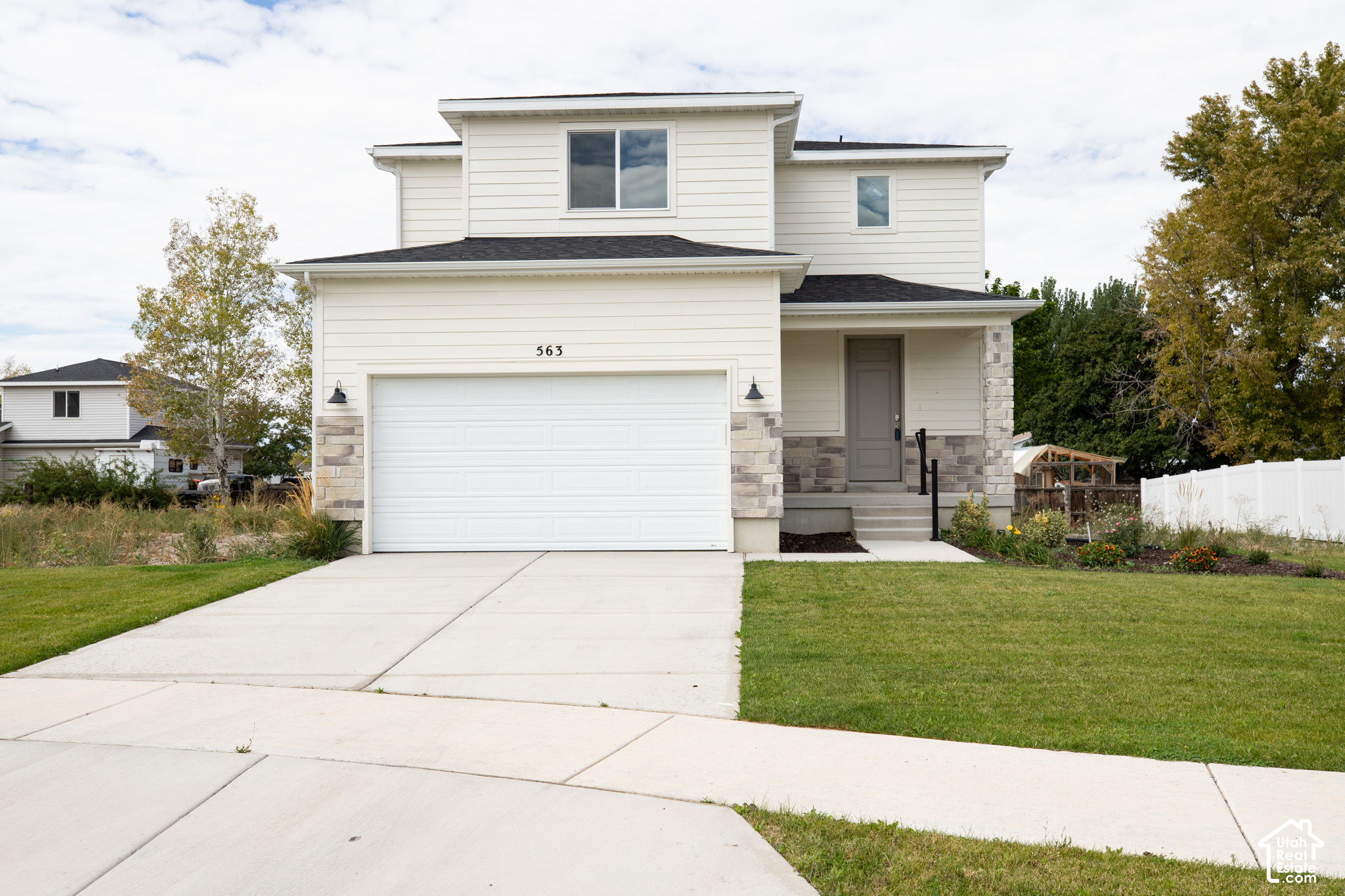 563 N 410 E #23