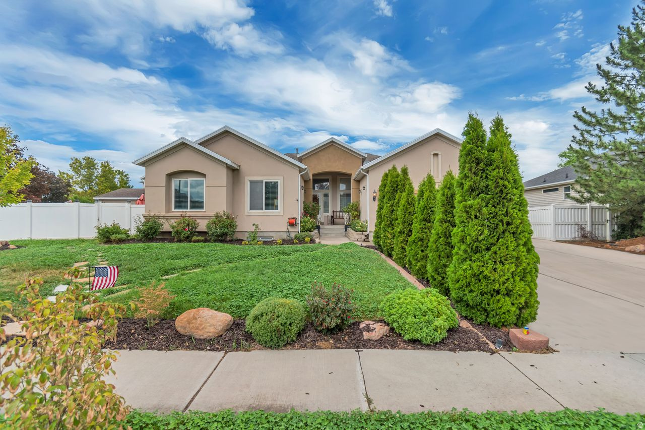 5326 W MOUNTAIN VISTA DR