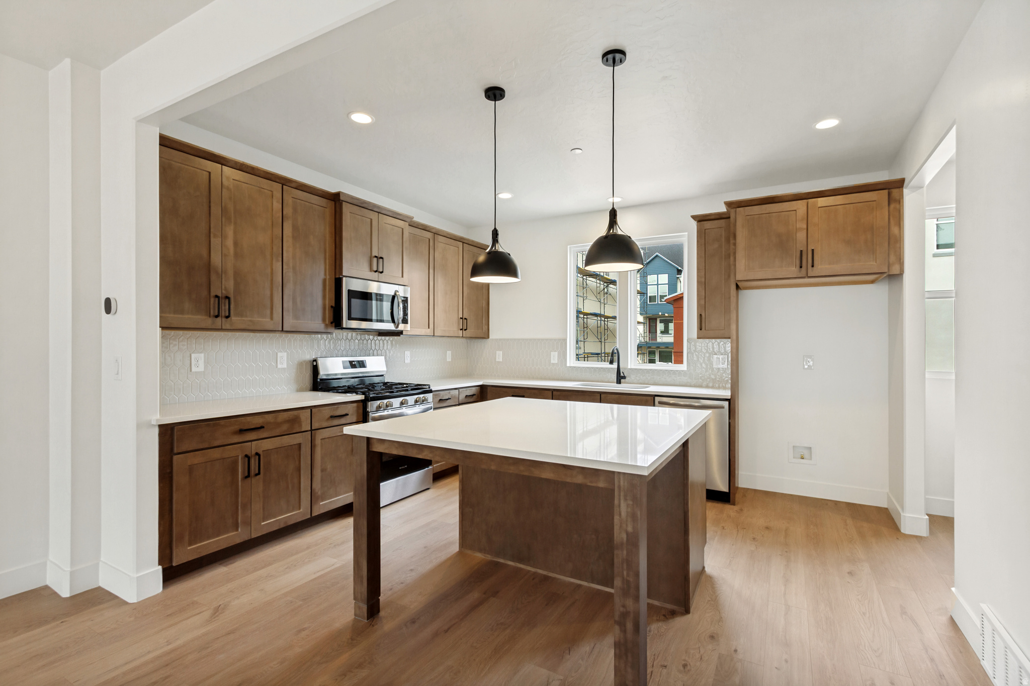 5302 W CENTER FIELD DR #139