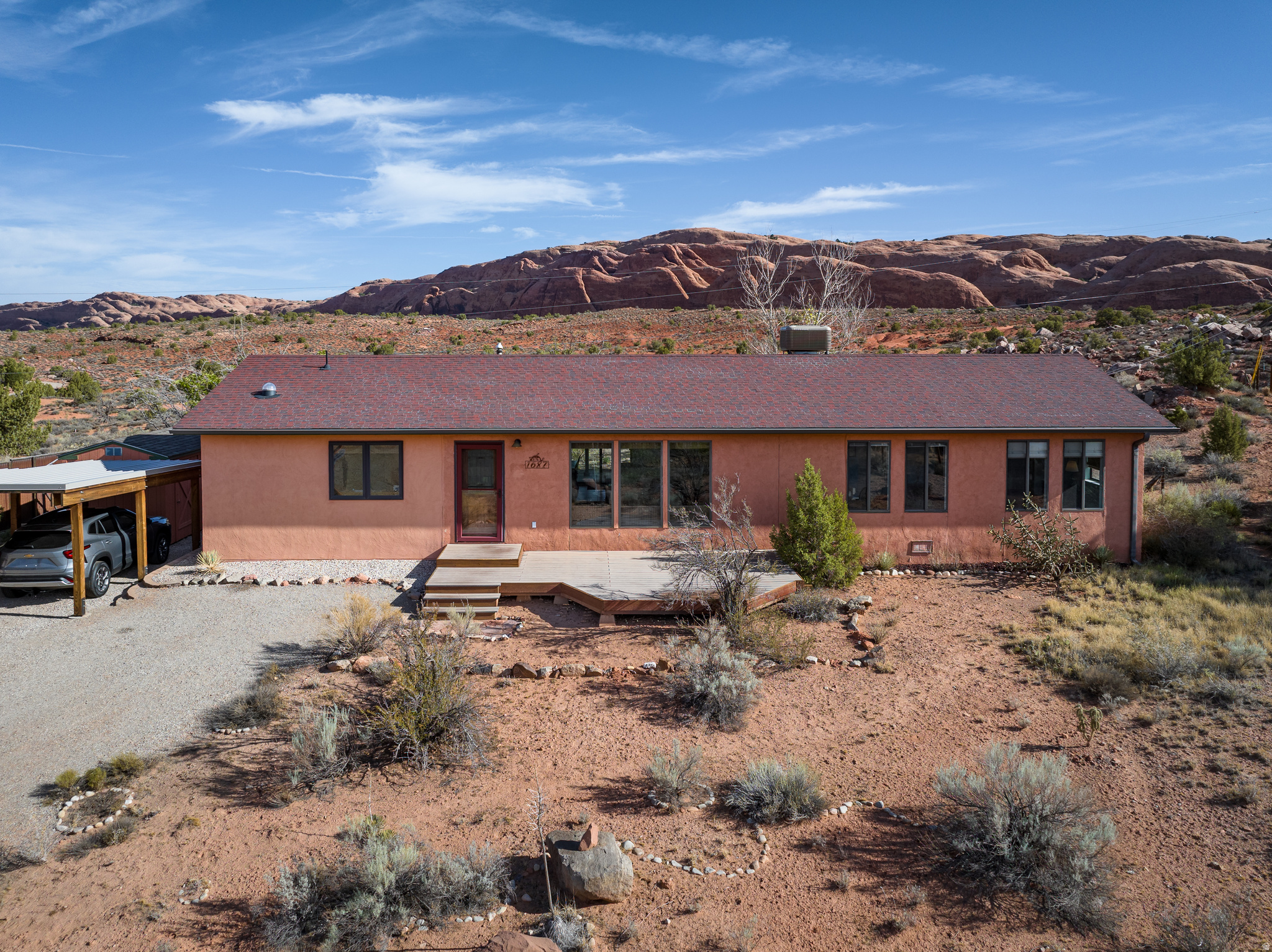 1687  HIGHLAND DR