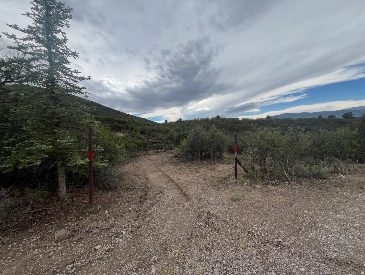 400 N COBBLE CREEK DR