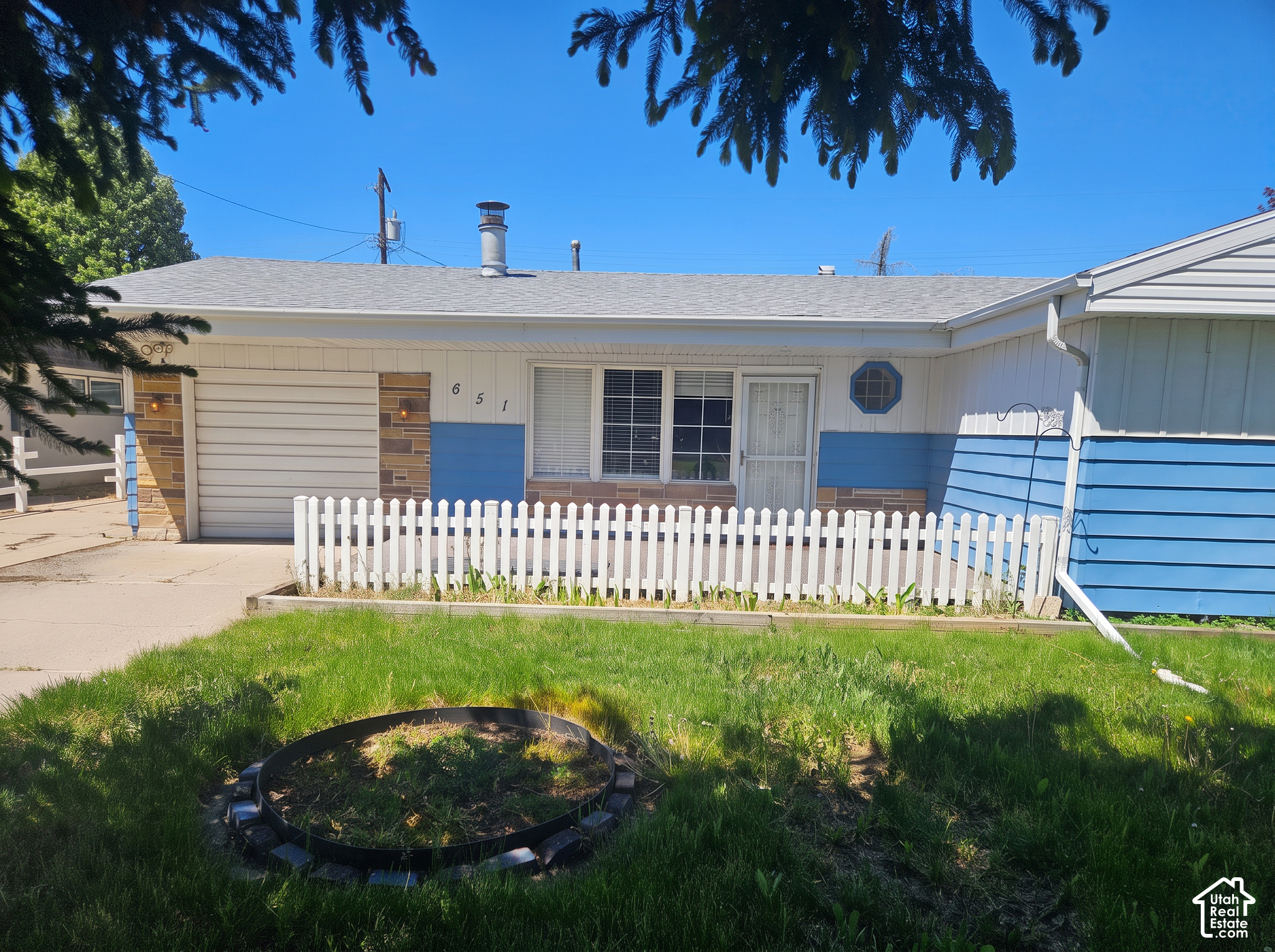 651  SHERWOOD DR