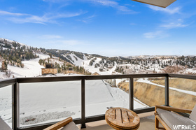 Photo 2 for 2300 Deer Valley Dr #633