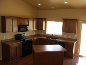 Photo 3 for 3509 S Lake Mountain Dr
