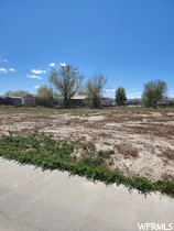 230  Maple MLS #1812657