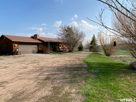Photo 1 for 2406 Smokey Canyon Rd