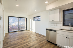 Photo 5 for 1185 S Murphy Ln #106B