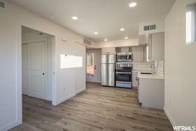 Photo 3 for 1185 S Murphy Ln #106C