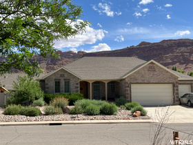 Photo 3 for 487 Kiva Dr