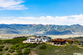 Photo 4 for 3331 Wapiti Canyon Rd