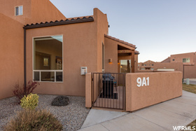Photo 4 for 3862 Desert Willow Cir #9-A1