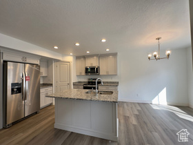 Photo 4 for 216 W Seasons Ln #46