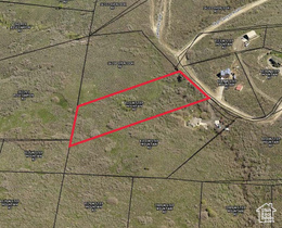 8115 W Step Mountain Rd MLS #1981619