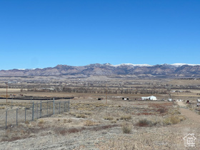 1300 W Ridge Rd MLS #1983084