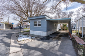 Photo 3 for 1825 W Flag Ave