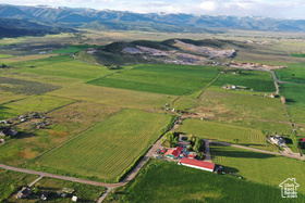 6  Gravel Pit MLS #1986195