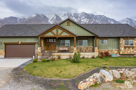 Photo 1 for 14975 S Canyon Rd