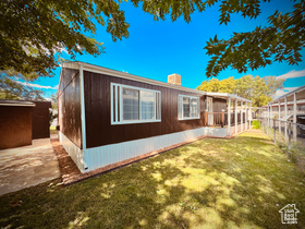 Photo 4 for 3928 Bobolink St #186