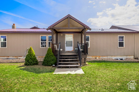 Photo 3 for 158 Sawmill Rd
