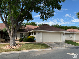 Photo 3 for 275 S Valley View Dr #26