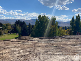 752 E Valley Dr MLS #2001521