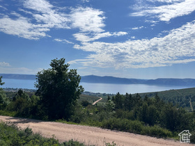 921 S Lakeview Dr MLS #2004962