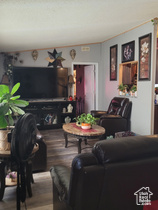 Photo 4 for 2941 N Highway 89 #615