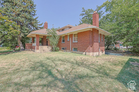 Photo 1 for 933 W Gentile St