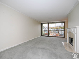 Photo 2 for 241 N Vine St #705W