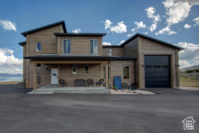 Photo 1 for 109 Gentle Ben Rd