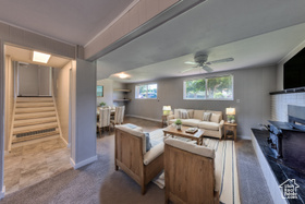 Photo 4 for 414 W Park Dr #14