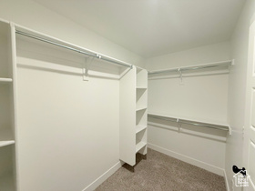 Photo 4 for 132 E Chambord Ct