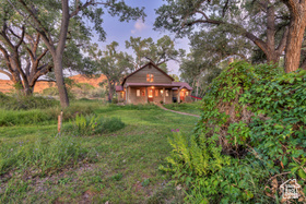 Photo 2 for 2927 S East Bench Rd