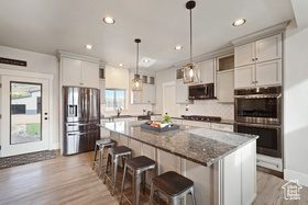 Photo 3 for 1806 S Summit Haven Dr