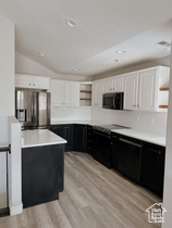 Photo 4 for 2725 S 700 East #M